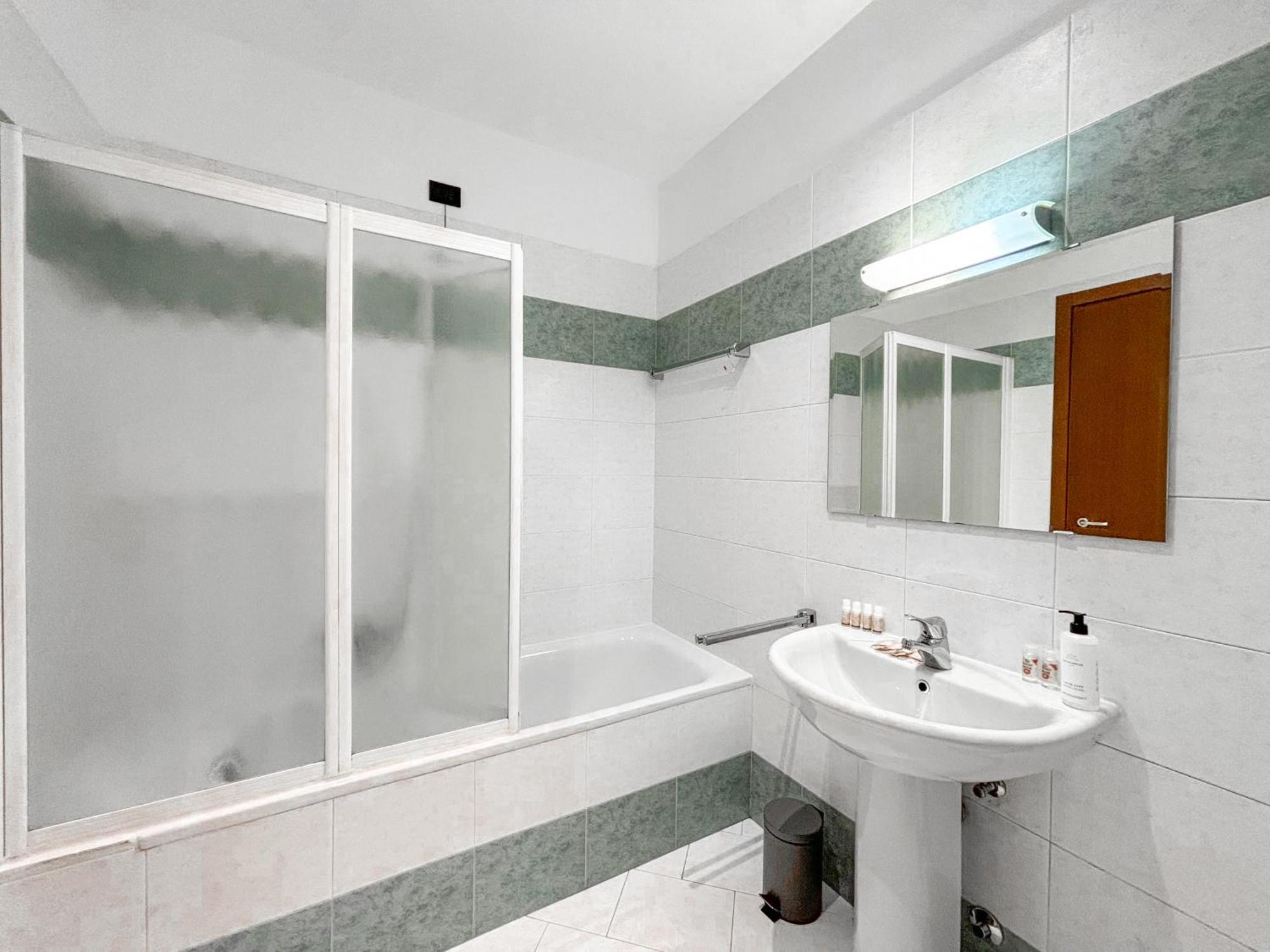 코모 Bilocale Con Terrazzo E Box Auto Su Richiesta 아파트 외부 사진