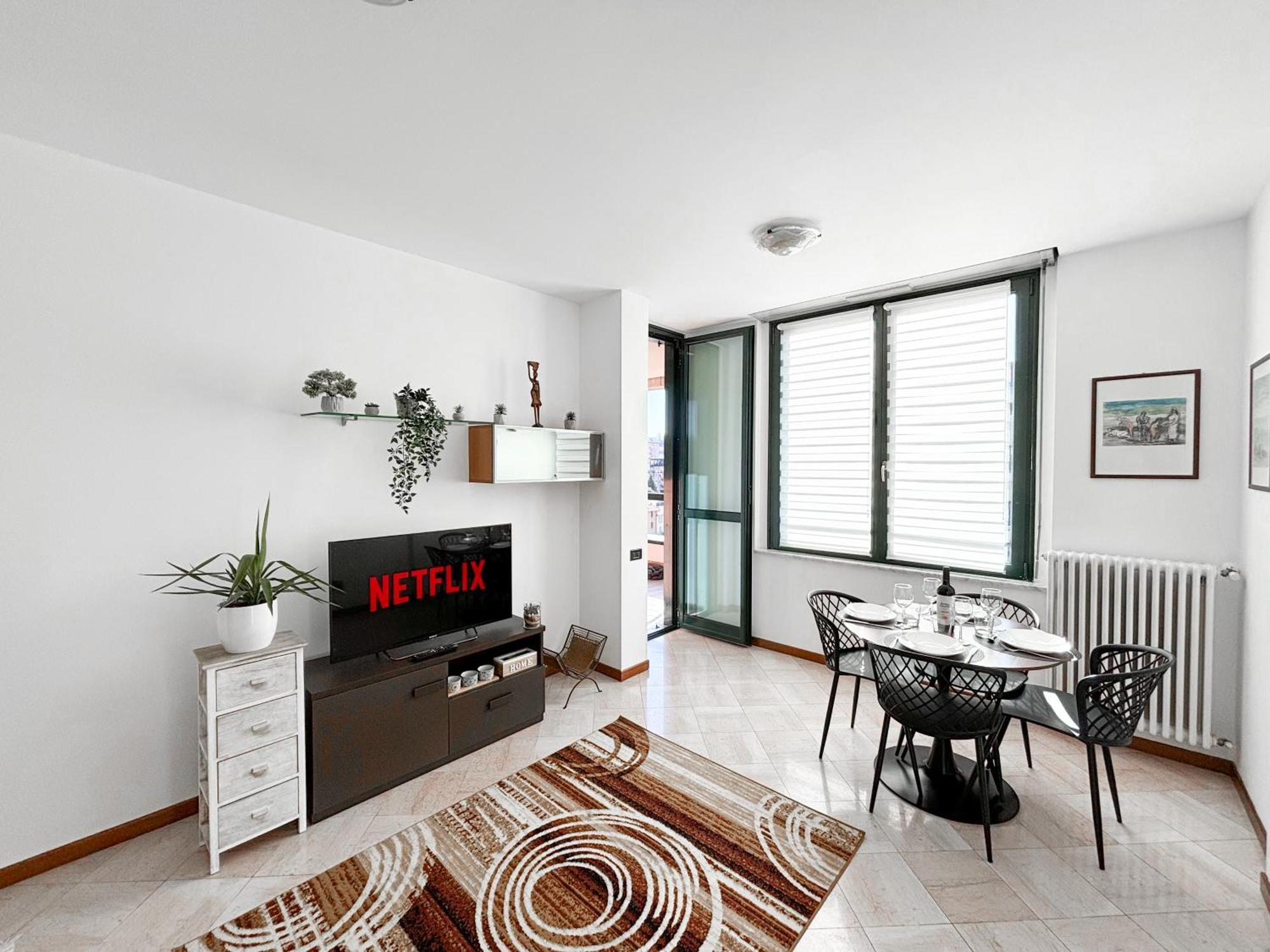 코모 Bilocale Con Terrazzo E Box Auto Su Richiesta 아파트 외부 사진
